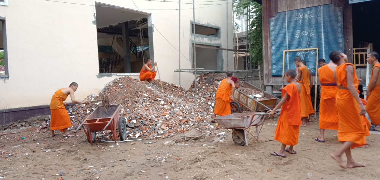 Wat Kelchey monks' dormitory before its conversion into a community library